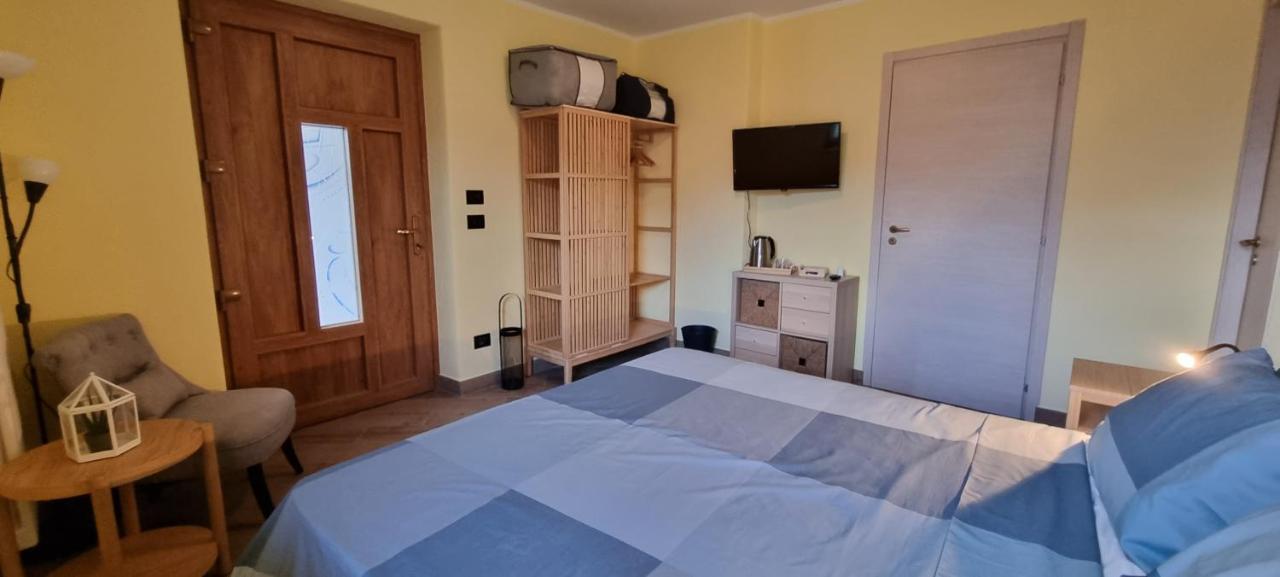 Lo Noyer Et Les Roses Bed & Breakfast Saint Nicolas Exterior foto