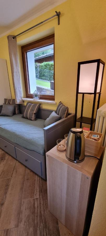 Lo Noyer Et Les Roses Bed & Breakfast Saint Nicolas Exterior foto