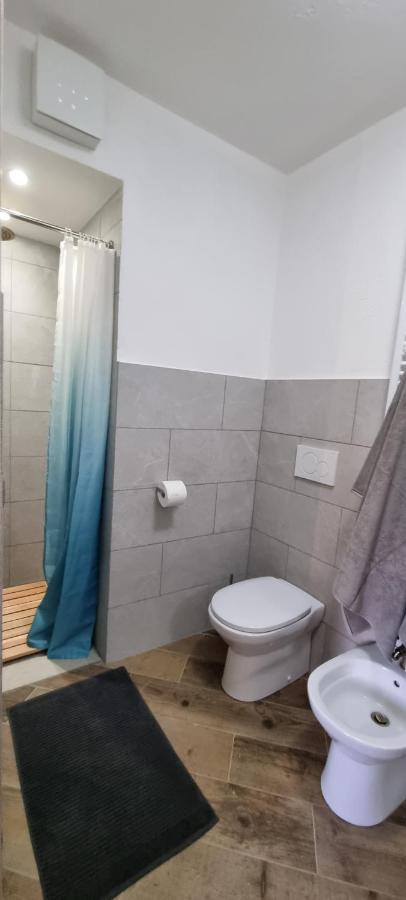 Lo Noyer Et Les Roses Bed & Breakfast Saint Nicolas Exterior foto