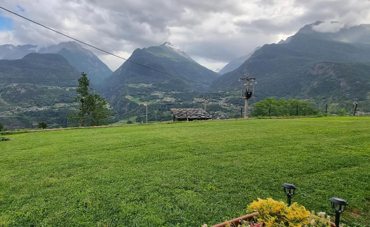 Lo Noyer Et Les Roses Bed & Breakfast Saint Nicolas Exterior foto