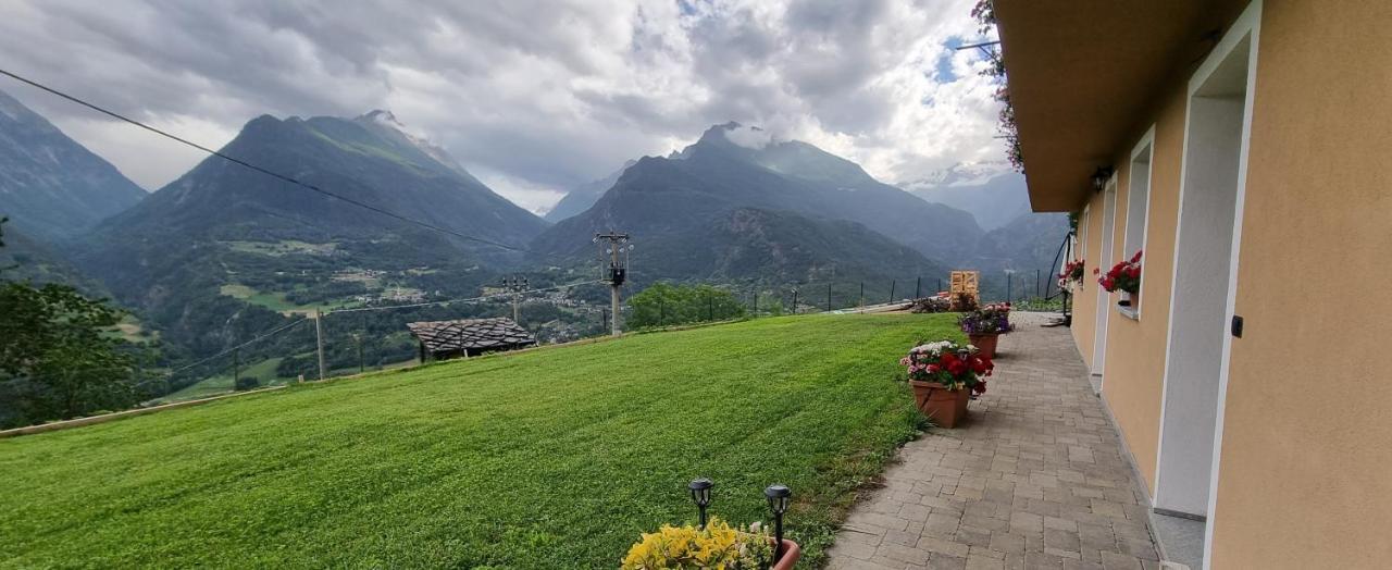 Lo Noyer Et Les Roses Bed & Breakfast Saint Nicolas Exterior foto